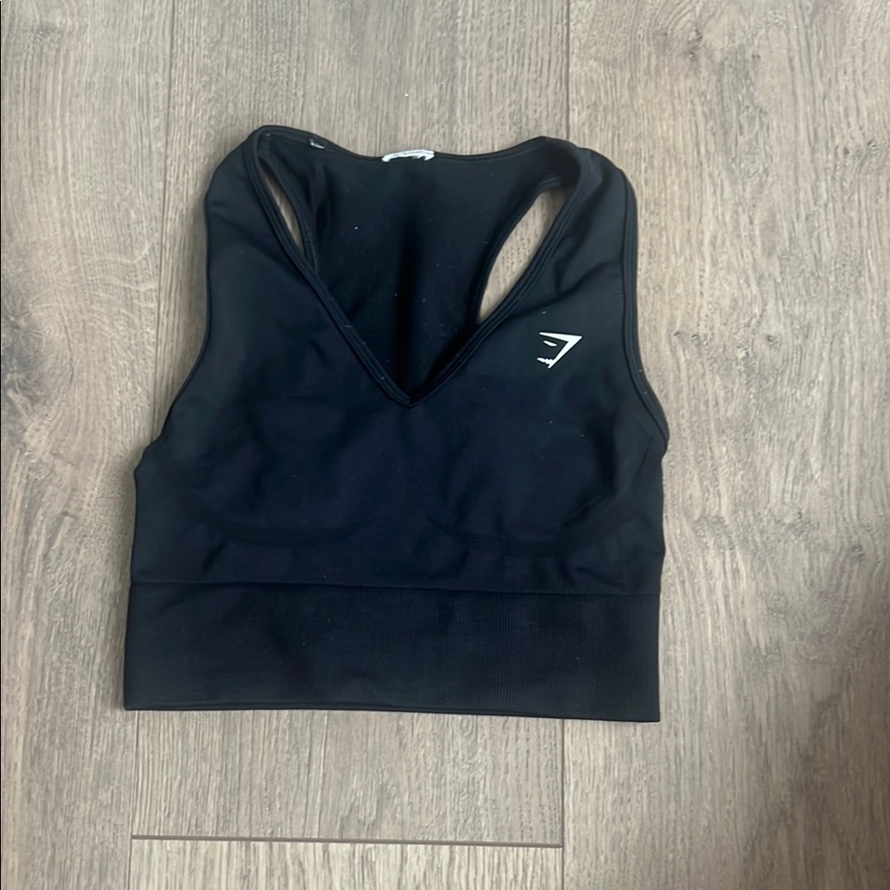 Gymshark Black V-Neck Crop Tank